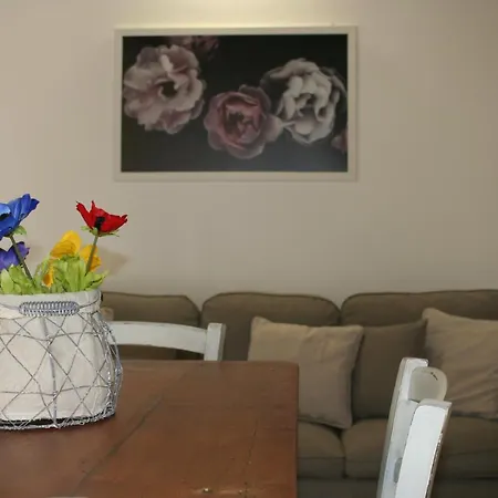 Residenza Porta Perlici Апартаменты *